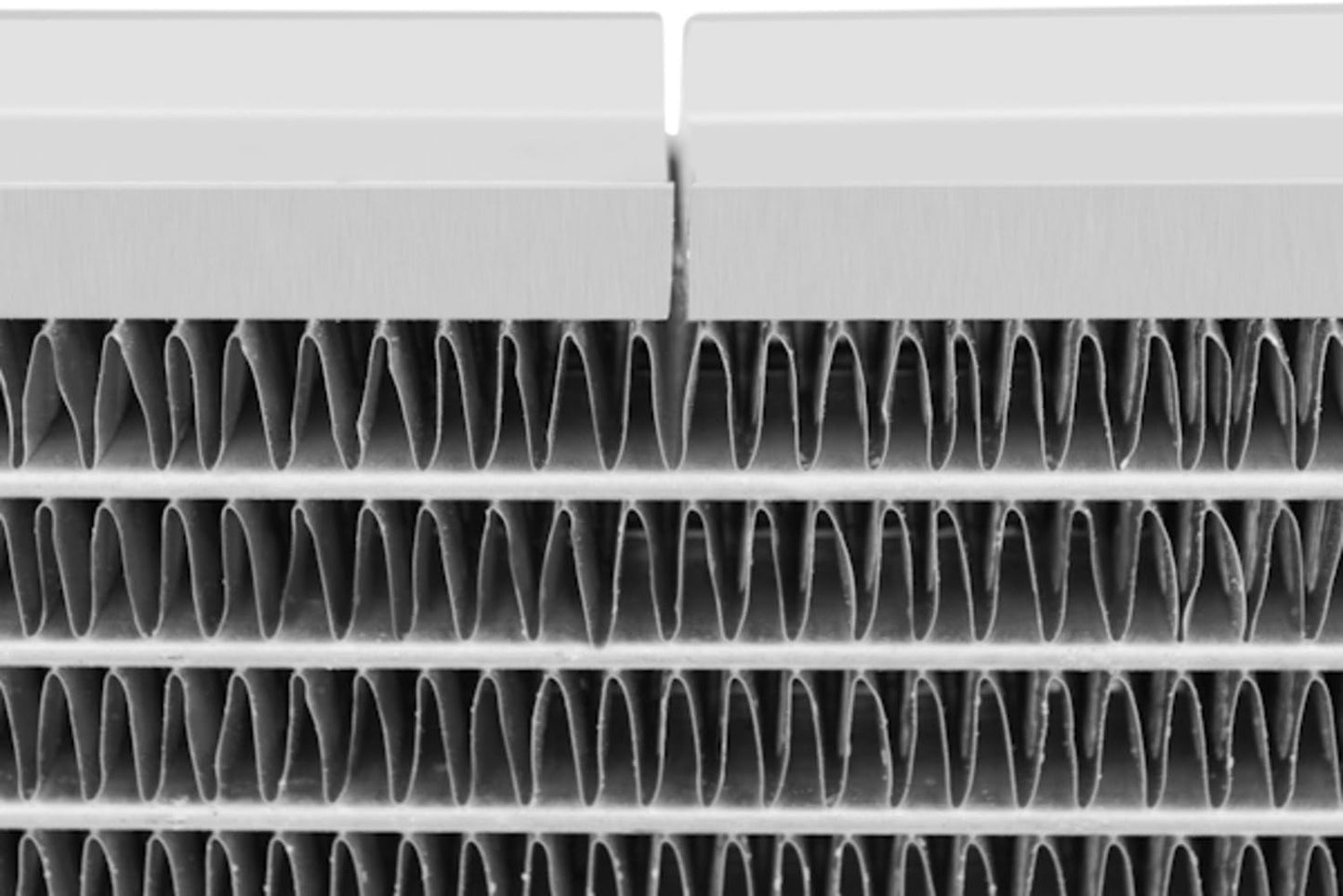 Mishimoto MMRAD-MUS-97BA Bracketed Radiator, for Ford Mustang 1997-2004, Silver (Used, No Retail Box)