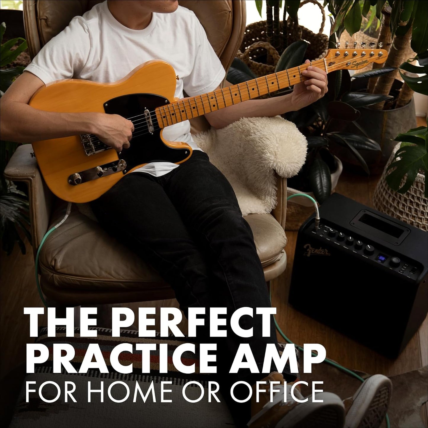 Fender Mustang LT25 25-Watt Combo Amp with 30 Preset Effects for Guitar - Black (Like New)