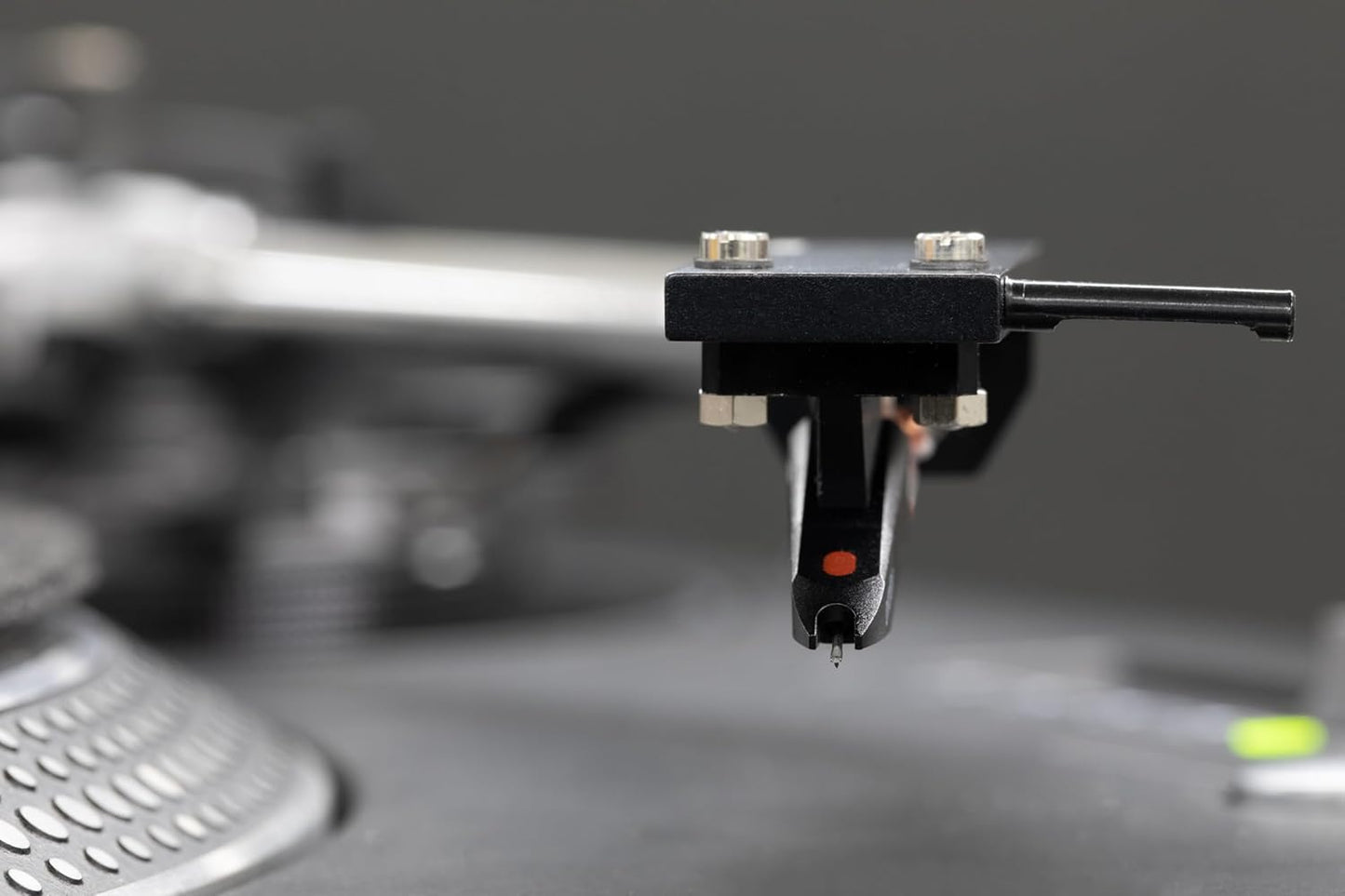 Ortofon SUPER OM 5E Analog Bluetooth Moving Magnet DJ Cartridge, 45 RPM - Black (Used)