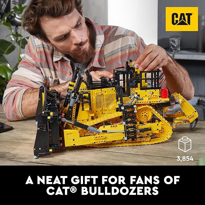 LEGO Technic App-Control Cat D11 Bulldozer 42131 Building Set for Adult 3854 Pcs (Like New)