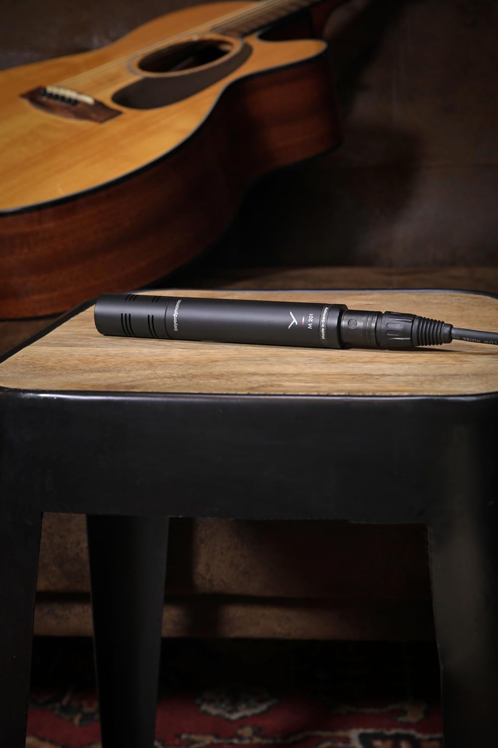 Beyerdynamic M 201 Hypercardioid Dynamic Instrument Microphone (Used)