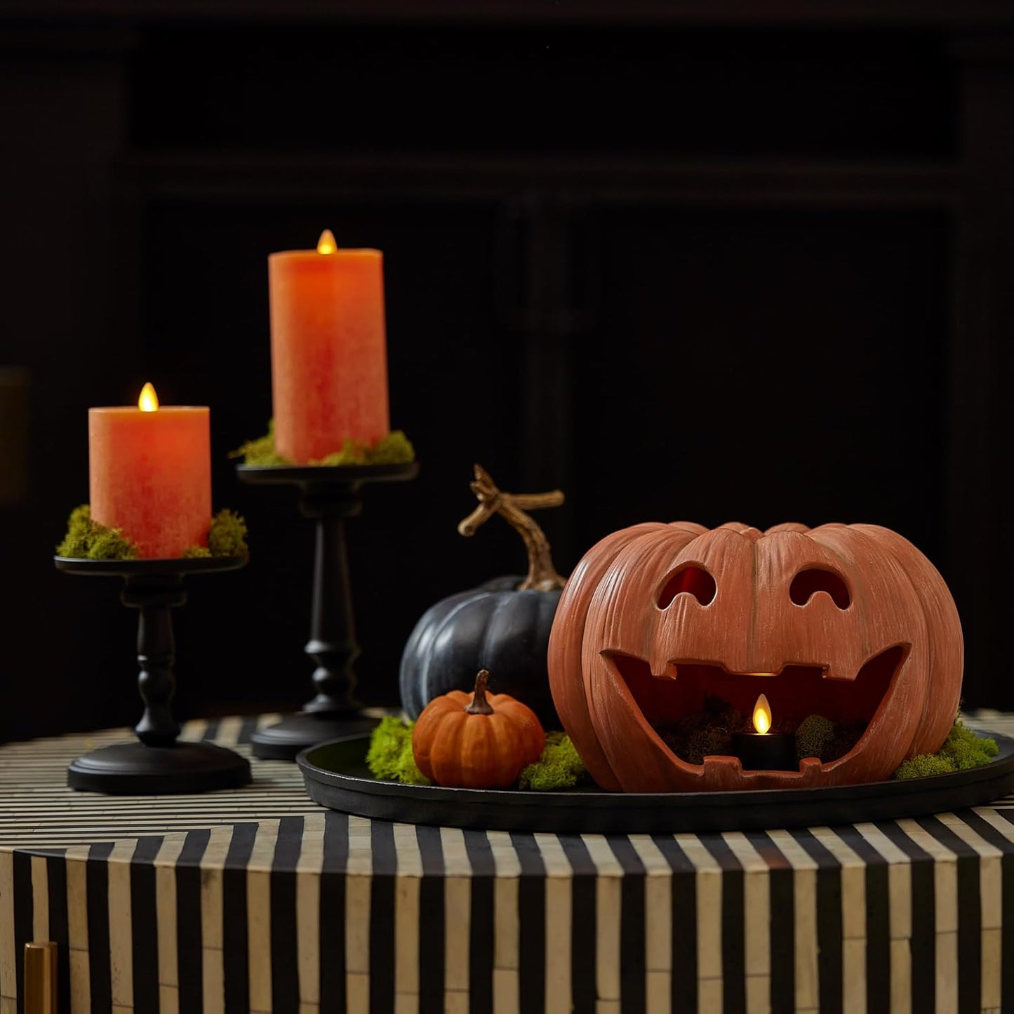 Luminara Jack-o'-Lantern Resin Pumpkin Tealight Holder for Indoor or Outdoor (Like New)