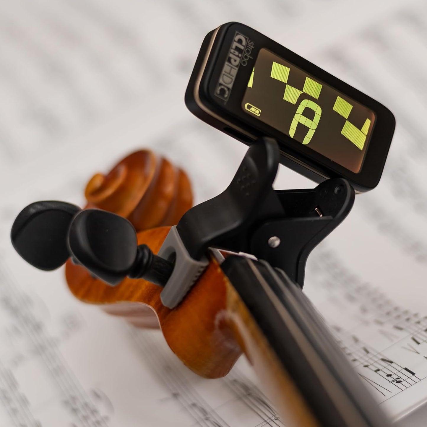 Peterson StroboClip HDC-V Clip-On Rechargeable Strobe Tuner with Violin Clamp (Used)