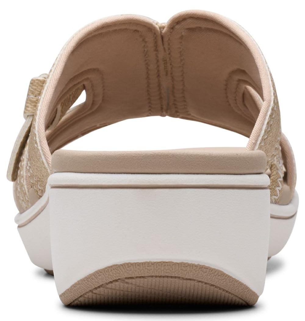 Clarks Women Breeze Rae Mia Solid Modern Sandal with Lightweight, Sporty Feel (Like New)