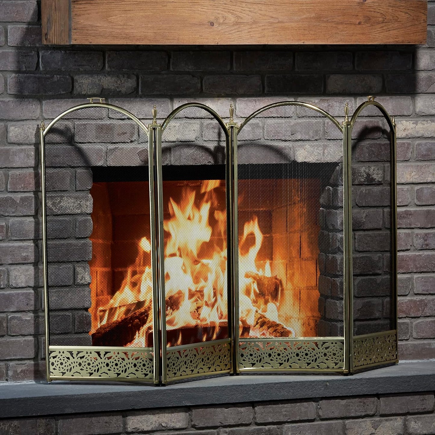 UniFlame 4 Panel Brass Fireplace Screen with Decorative Filigree, Polished Brass (Like New)