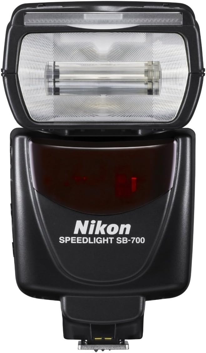 Nikon SB-700 AF Speedlight Wireless portable Flash for Nikon Digital SLR Camera (Like New)