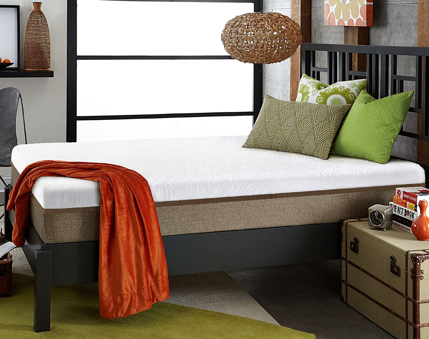 Live & Sleep 12 Inches Medium-Firm Gel Memory Foam Mattress, Queen - White (Like New)
