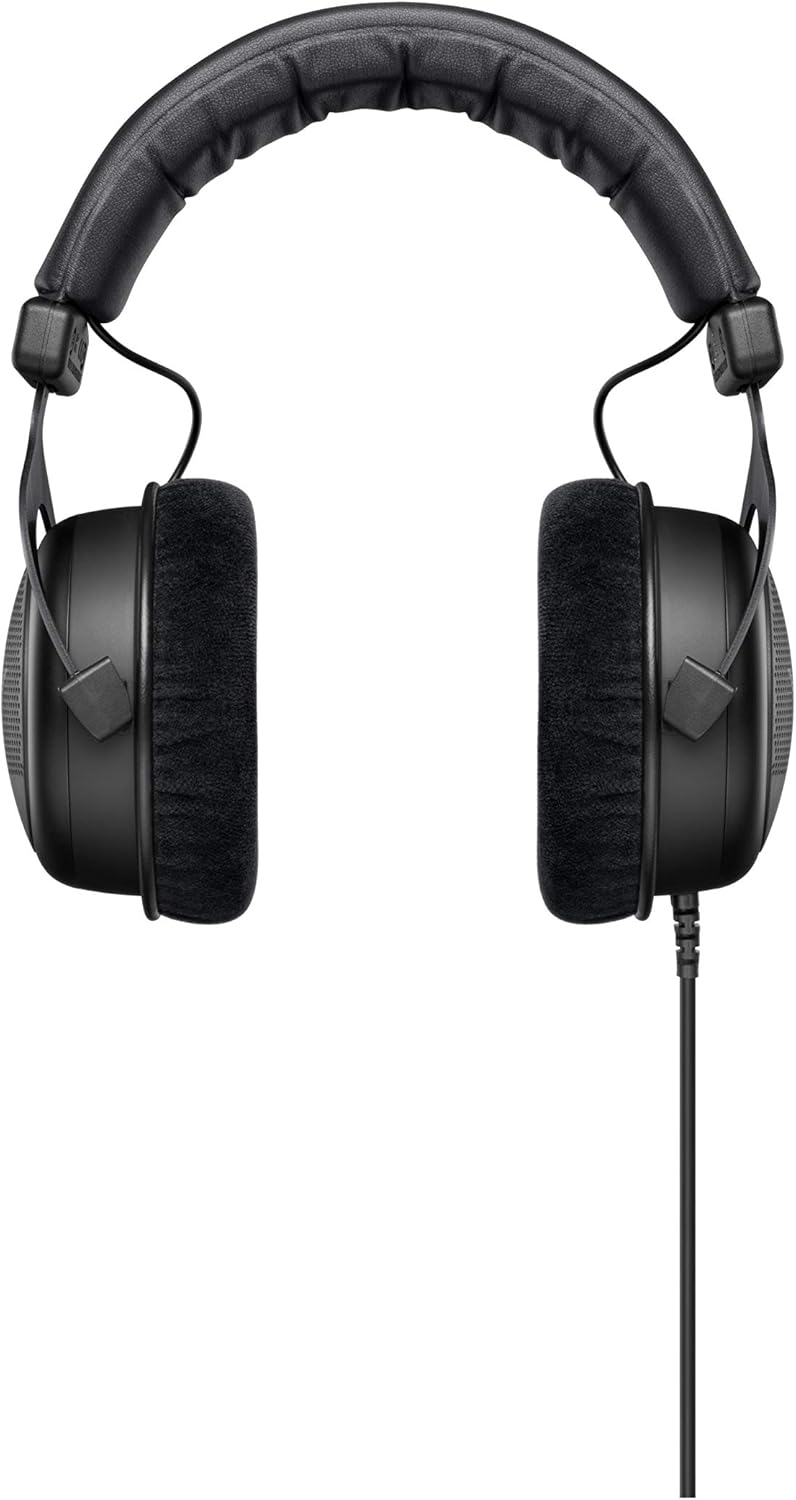 Beyerdynamic TYGR 300 R Open Retractable Wired Headset for Gaming, 32 Ohm, Black (Like New)