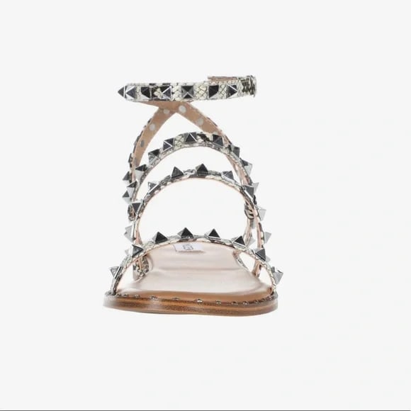 Steve Madden Travel Flat Sandal with Ankle Strap for Women, Synthetic Sole (Like New)