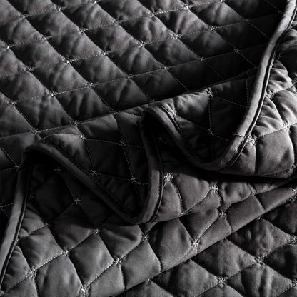 Sleep Zone Solid Durable Casual Reversible 3 Pieces Quilt Set with 1 Pillow Sham (Like New, Damaged Retail Box)