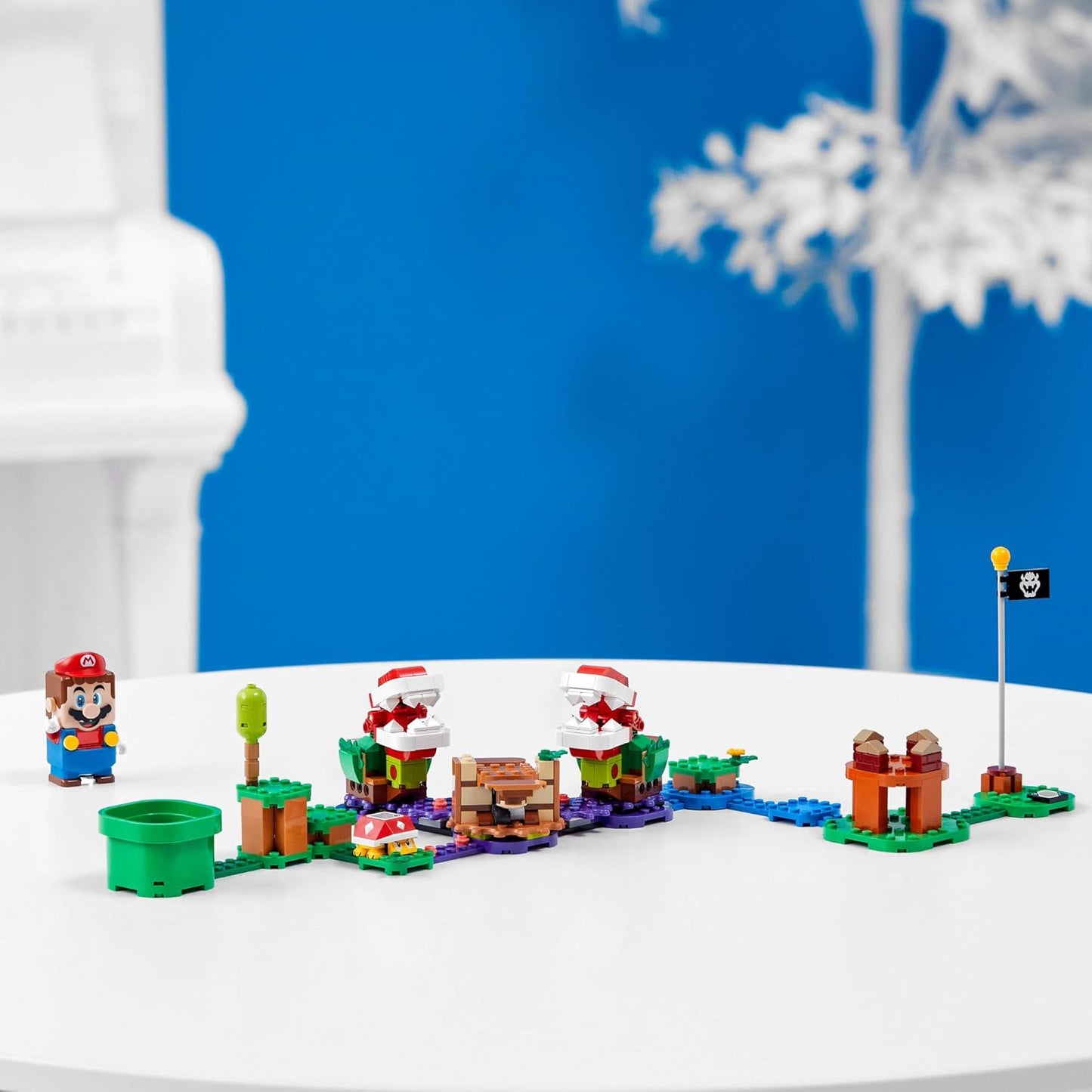 LEGO Super Mario Piranha Plant Puzzling Building Kit, 267 Pieces - Multicolor (Like New)