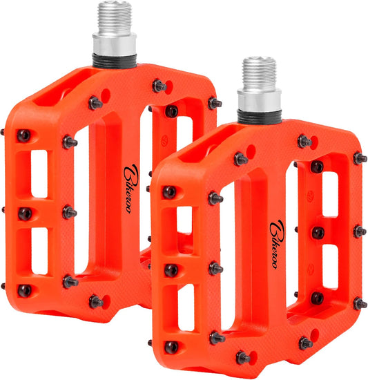 Bikeroo Nylon MTB Platform Spindle Mountain Bike Pedals with Grip Pins for Adult (Like New)