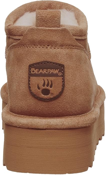 BEARPAW Women's Pull-On Retro Super Shorty Winter Boots, Closed Toe, Rubber Sole (Like New)