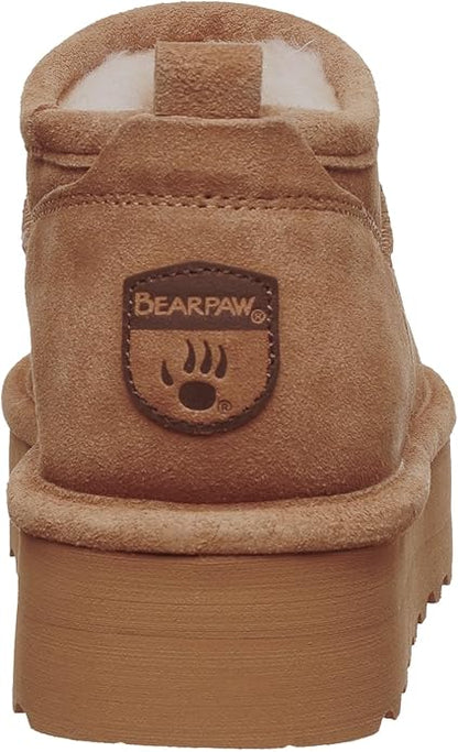 BEARPAW Women's Pull-On Retro Super Shorty Winter Boots, Closed Toe, Rubber Sole (Like New)