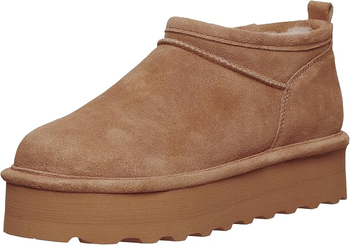 BEARPAW Women's Pull-On Retro Super Shorty Winter Boots, Closed Toe, Rubber Sole (Like New)