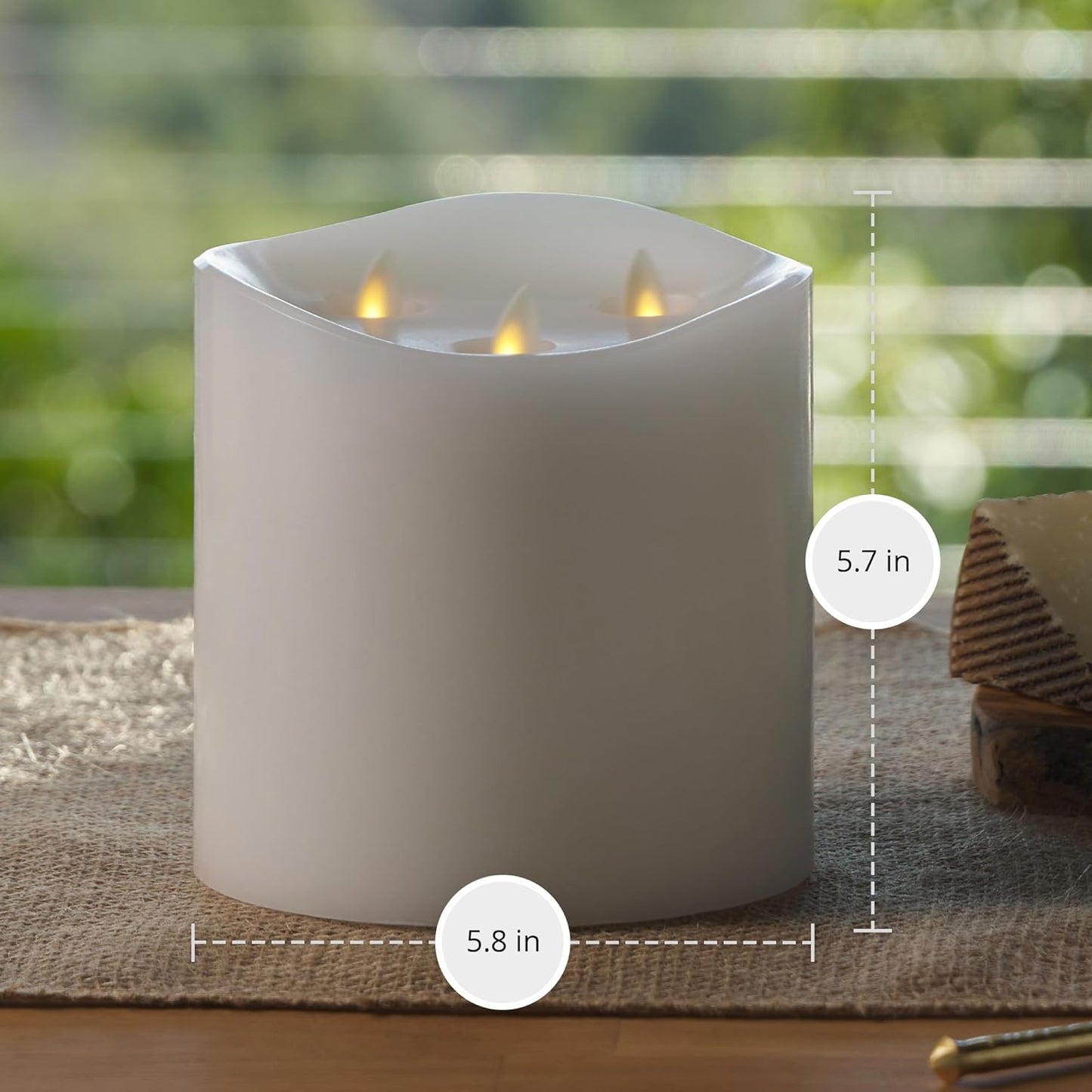 Luminara Tri-Flame Battery Powered Cordless Indoor LED Candle for Decoration (Used)