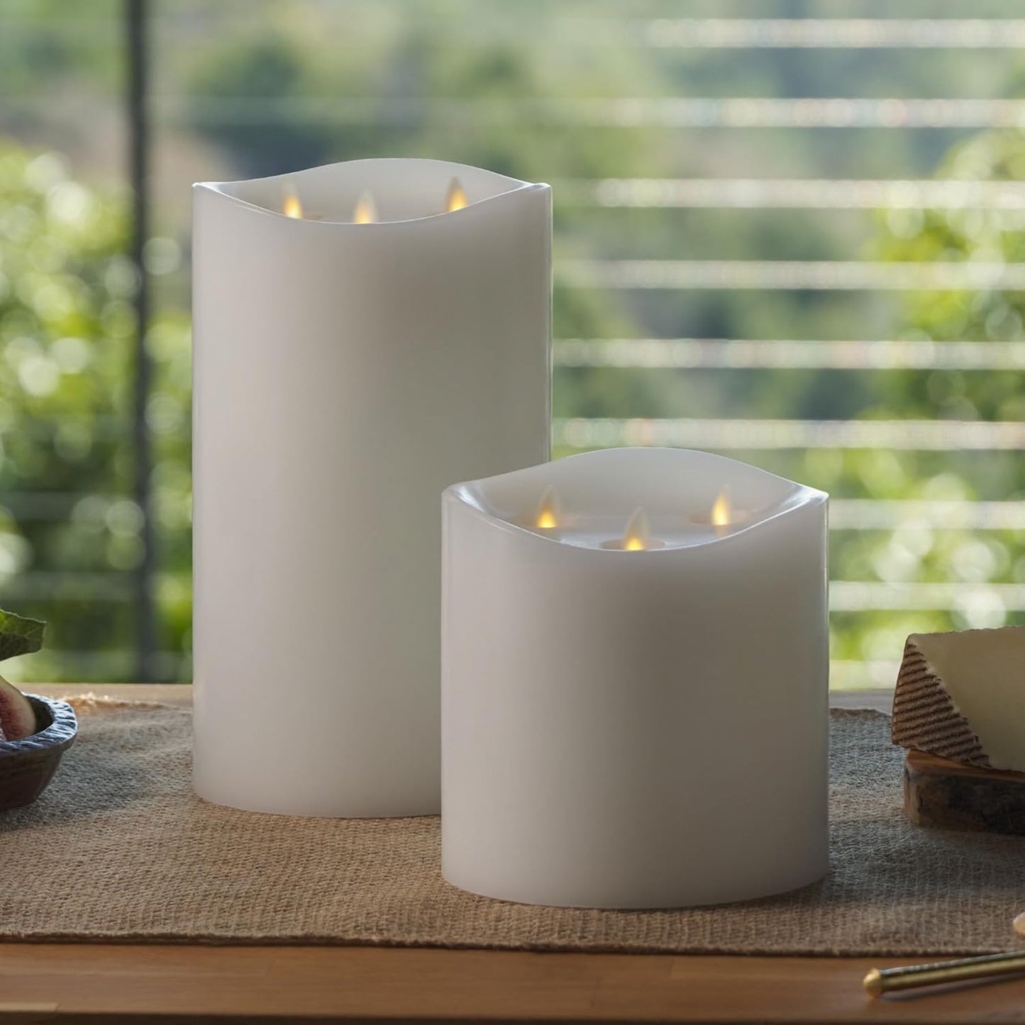 Luminara Tri-Flame Battery Powered Cordless Indoor LED Candle for Decoration (Used)