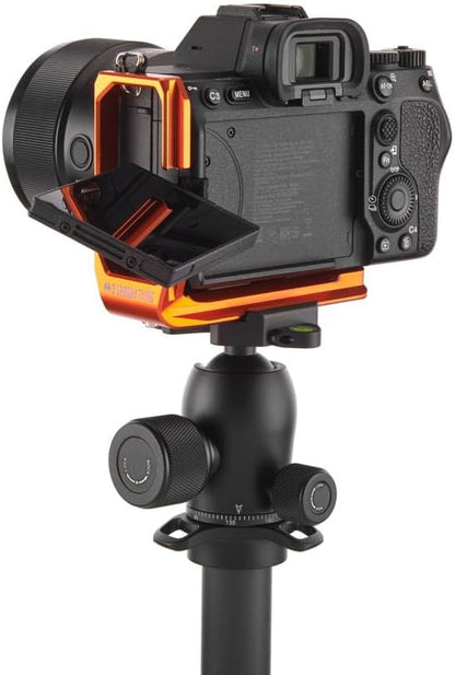 3 Legged Thing Arnie QD Dedicated L-Bracket Compatible with Sony Alpha Cameras (Like New)