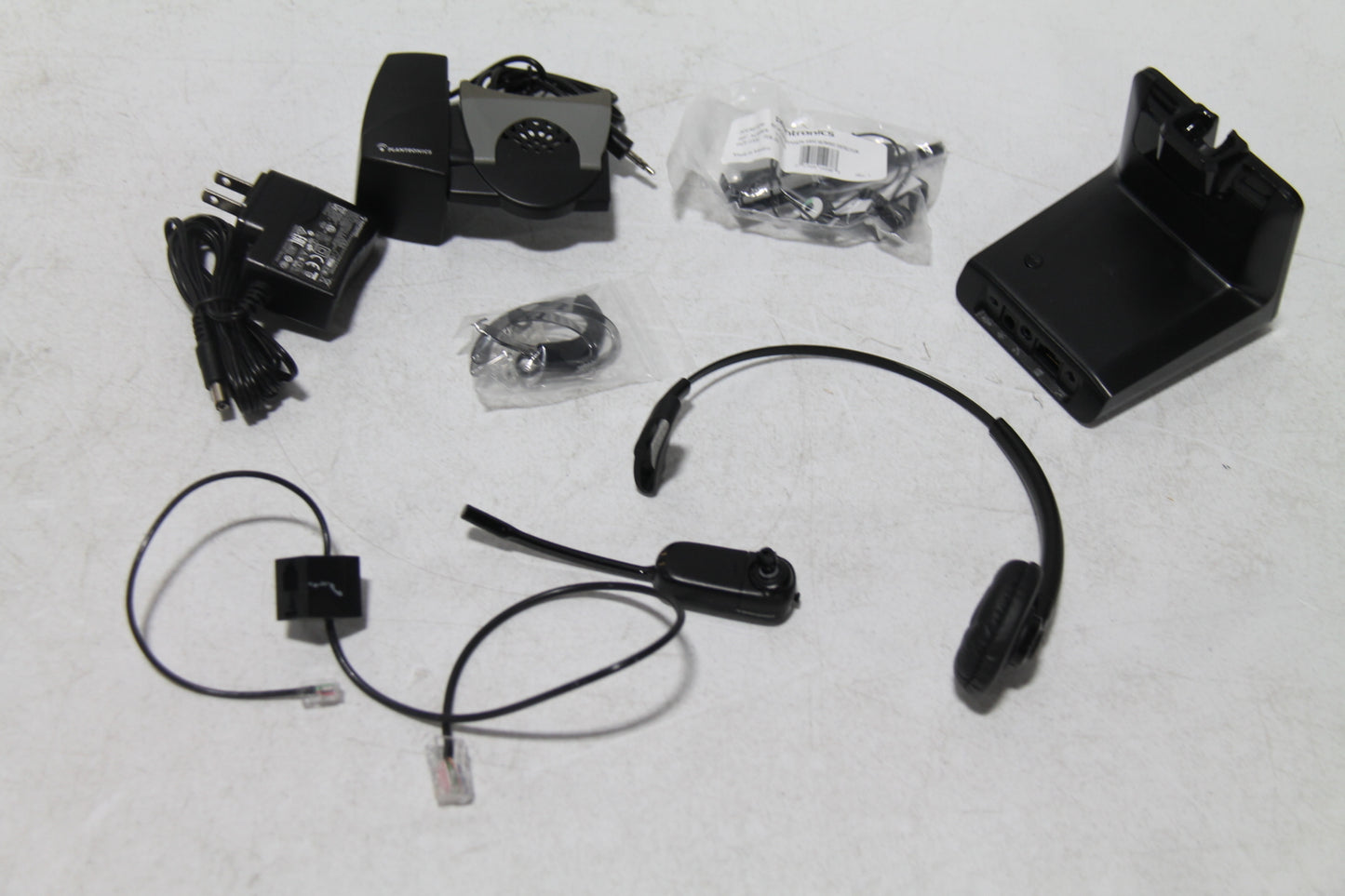 Plantronics - CS540 Wireless DECT Headset w/ Lifter (Poly) - Black/Silver (Used)
