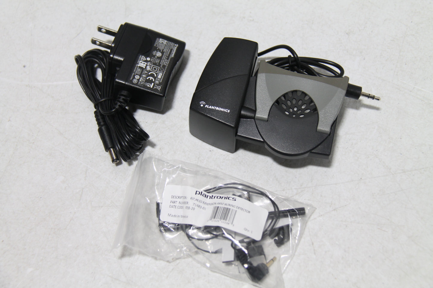 Plantronics - CS540 Wireless DECT Headset w/ Lifter (Poly) - Black/Silver (Used)